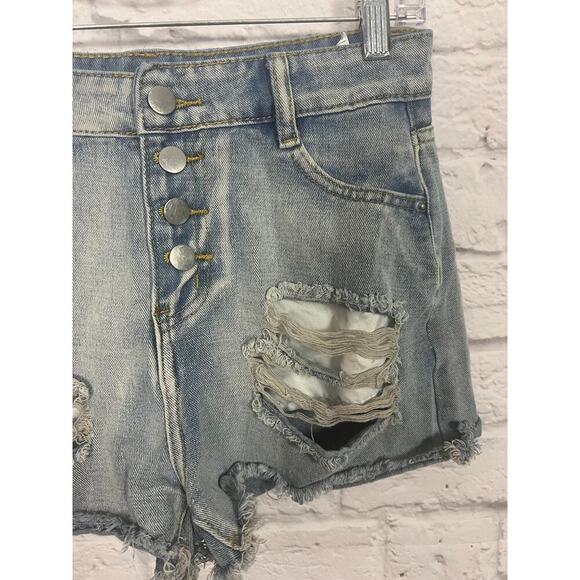 Light Wash Distressed Denim Jean Shorts - Size Medium - Picture 2 of 4